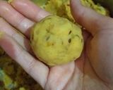 A picture of step 9 of Aloo kachori.