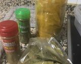 Foto del paso 1 de la receta Pollo al horno con patatas con aliño árabe