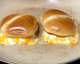 A picture of step 1 of Gary’s island 🌴 breakfast sandwich.