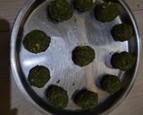 A picture of step 8 of Lilava kachori.