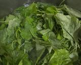 Foto langkah ke 3 dari resep Sayur Bayam Oyong Kuah.