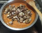 Foto del paso 7 de la receta: Cabrillas en salsa de tomate
