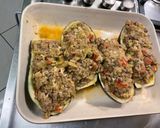 Une image de l'étape 20 de Aubergines farcies au bœuf, tomates et courgette.