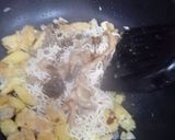 รูปขั้นตอนการทำที่ 2 ของ บะหมี่ผัด,ไข่เจียว,ข้าวโพดอ่อนคีโต