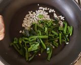 Foto del paso 2 de la receta: Chayotes rellenos con rajas y amaranto