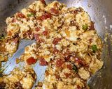 A picture of step 4 of Paneer bhurji.