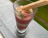 A picture of step 2 of Strawberry-biscuit dessert.
