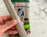 A picture of step 2 of Soba Noodles with Chicken, Winter Melon Soup.