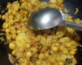 A picture of step 2 of Crunchy crispy ragi samosa.