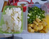 Foto langkah ke 1 dari resep Sayur Sop Telur Puyuh.