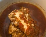 A picture of step 2 of Slow cooker queso chicken tacos.