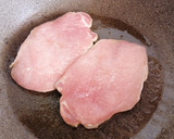 Foto del paso 3 de la receta: Tosta de serranito con mojo picón