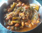 प्याज साग और काले चने की घुघनी (Hare Pyaz and Kala Chana Ghughni) रेसिपी चरण 2 फोटो