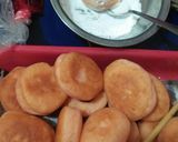 Foto langkah ke 10 dari resep Donat Bomboloni Stroberi.