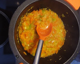Foto del paso 2 de la receta: Albóndigas calabacín y patata en salsa(veganas)