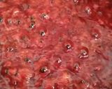 Foto langkah ke 3 dari resep Korean Strawberry Milk.