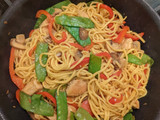 Butter chicken and Vegetable Noodles