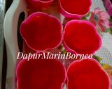 Foto langkah ke 3 dari resep 375. Puding Jelly Mangga bentuk bunga.