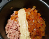 A picture of step 5 of Kicking creamy pasta mix.