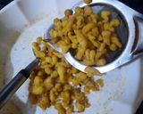 A picture of step 3 of Boondi dahi bara.