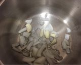 Foto del paso 1 de la receta: Crema de verduras🍲🥦🍆🌿 / low carb