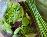 Une image de l'étape 2 de Tacos au poulet et aux herbes fraîches.