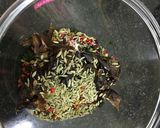 A picture of step 3 of Crunchy paan balls.
