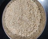 A picture of step 1 of Medu Vada.
