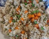 A picture of step 4 of Zaatar rice pilaf.