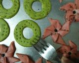 A picture of step 6 of Designer carom & nigella seeds flavour mathri.
