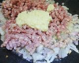 A picture of step 3 of Tawa fry qeema.