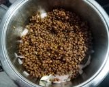 A picture of step 2 of Lentil Coriander Soup.