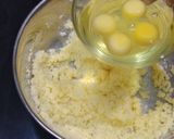 A picture of step 3 of Mango cake.