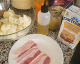 Foto del paso 1 de la receta: Coliflor a mi manera con bacon, sofrito, bechamel y queso en un plis plas