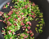 Foto del paso 2 de la receta: Tortilla de brócoli y jamón 💚❤️