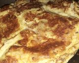 A picture of step 3 of Cheese Omelette 🥚🧀.