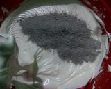 Foto langkah ke 2 dari resep Bolu Ketan Hitam Kukus.