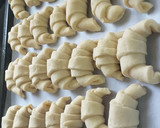 Foto del paso 6 de la receta: Medialunas de manteca