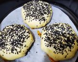 A picture of step 3 of Hong Kong-Style Easy Pepper Buns.