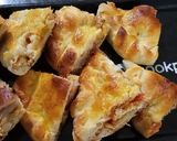 A picture of step 8 of Pizza Pockets.