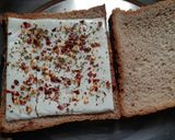 A picture of step 2 of Cheese toast.
