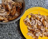 รูปขั้นตอนการทำที่ 5 ของ ไก่ฉีกต้มซีอิ้วแบบกวางตุ้ง