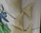 A picture of step 17 of Chana samosa chat shots.