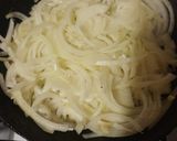 Foto del paso 2 de la receta: Pizza cebollada