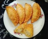 Foto langkah ke 8 dari resep Pastel Renyah Isi Bihun.
