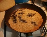 Foto del paso 3 de la receta: Romeritos con mole y camarón