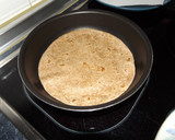 Foto del paso 1 de la receta: Revuelto de morcilla de Ronda en tortilla de harina integral