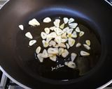 Foto del paso 1 de la receta: Lomos de merluza en salsa de pimiento del Piquillo