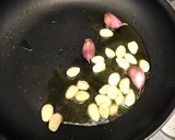 Foto del paso 1 de la receta: 393. Suquet de rape y gambones (principal pescado)