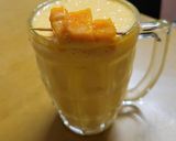 मँगोआईस्क्रीम शेक (Mango Ice Cream Shake Recipe In Marathi) रेसिपी स्टेप 3 फोटो 
